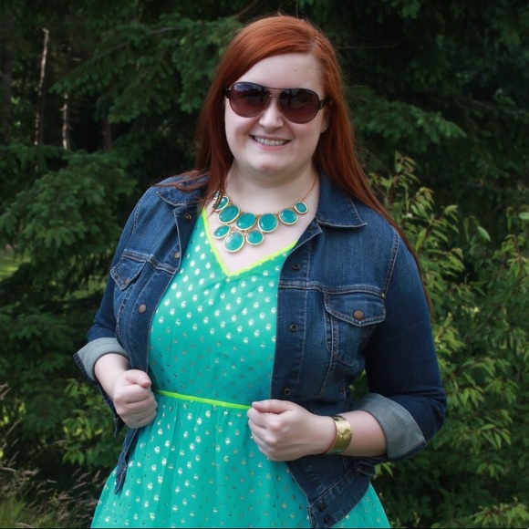 ⬇️ Kate Spade Blue Statement Necklace - Picture 3 of 3